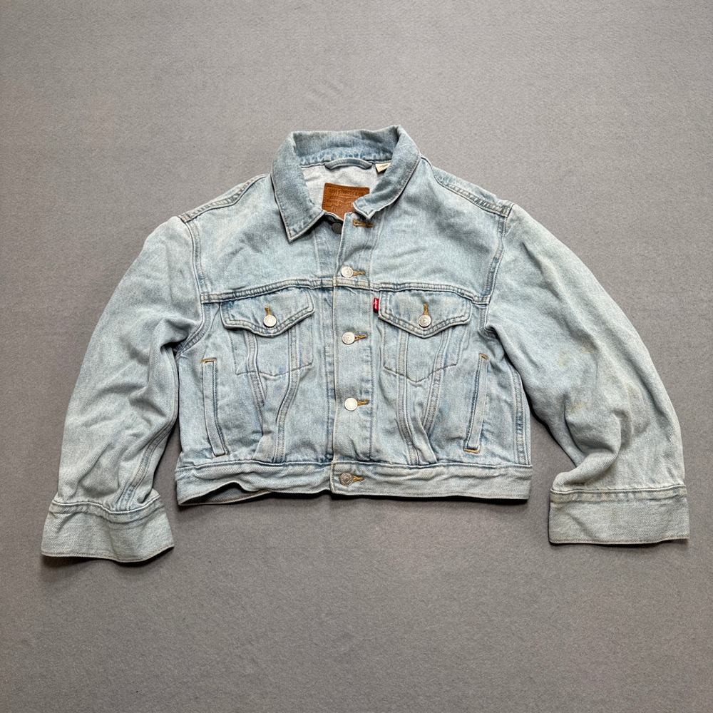 Levi's Premium Trucker Jacket Women's Medium Light Wash Cropped Denim Boxy Fit